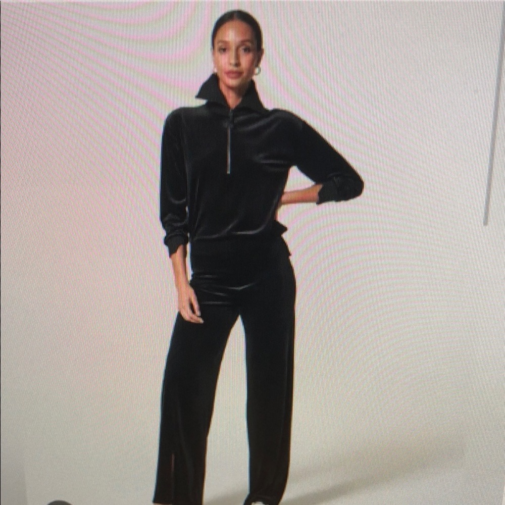 ❤️ NWOT! SPANX HALF ZIP VELVET PULLOVER SWEATSHIRT, MEDIUM